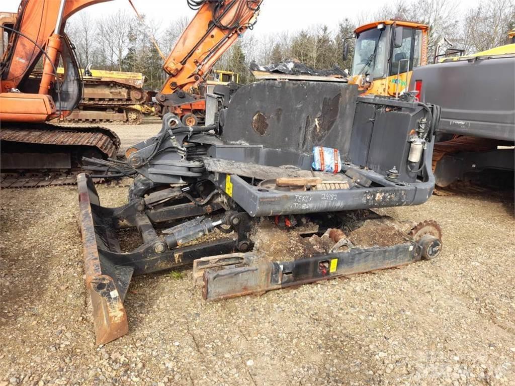 Terex TC85 Traktorok