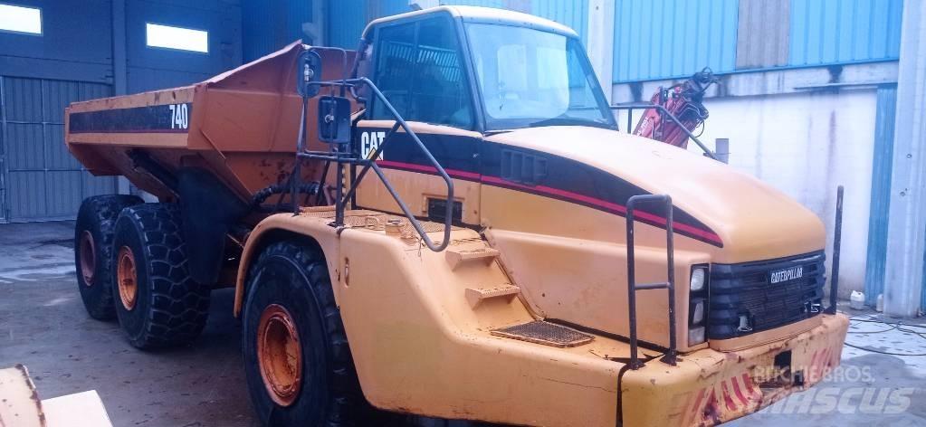 CAT 740 Csuklósdömperek
