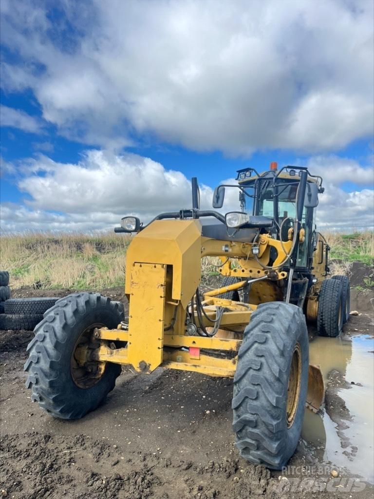CAT 12 M Gréderek