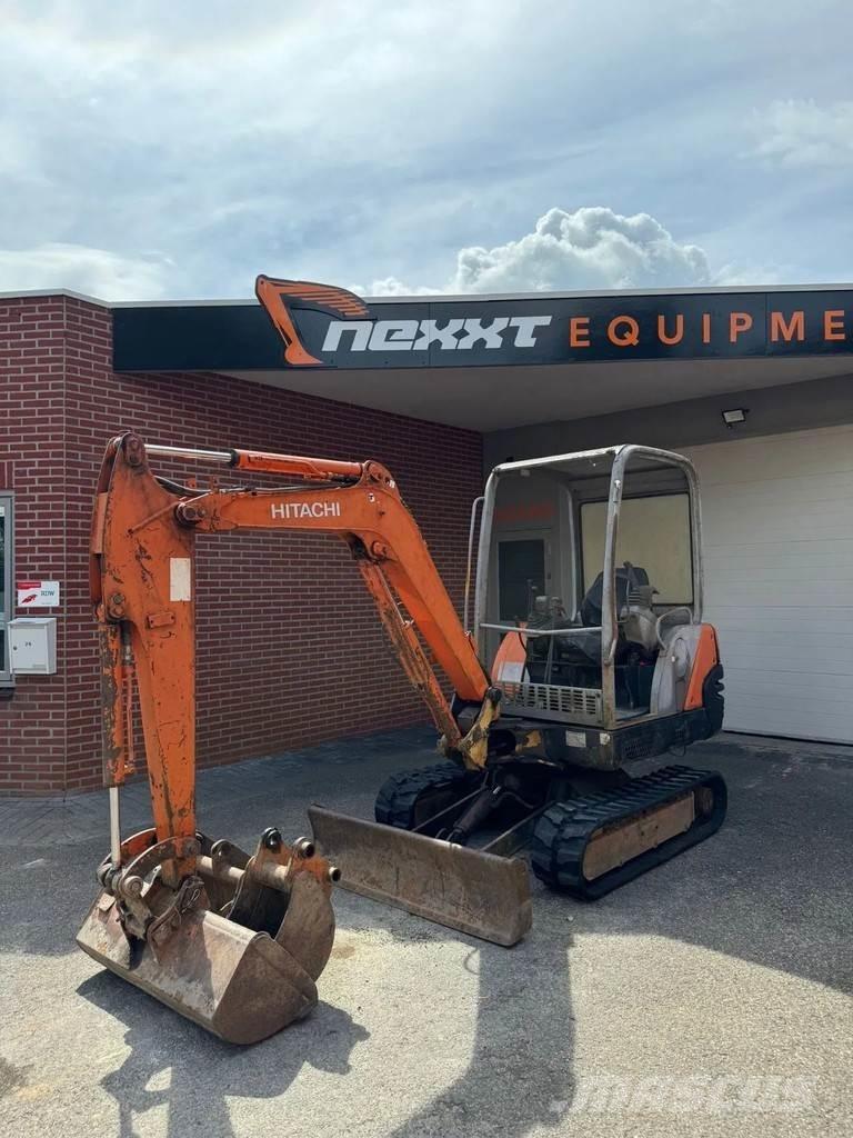 Hitachi ZX 25 Mini kotrók < 7t