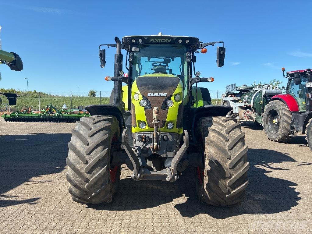 CLAAS AXION 830 CIS+ Traktorok