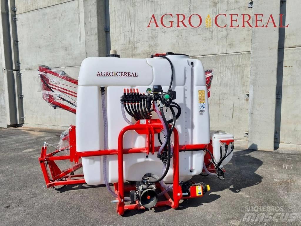 Agromehanika AM-1,2 Vontatott trágyaszórók
