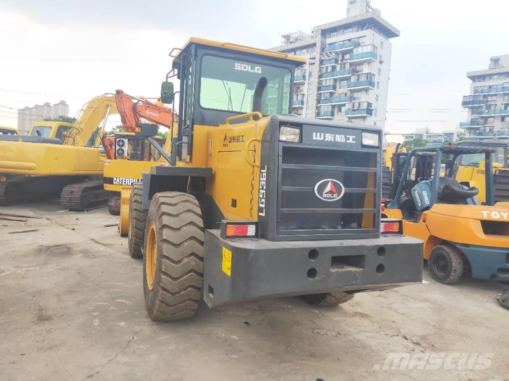 SDLG LG 953 L Gumikerekes homlokrakodók