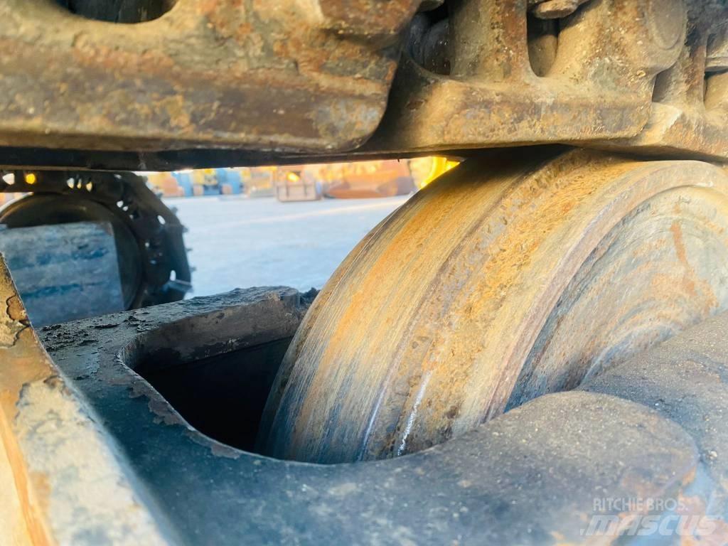 CAT 315 D L Lánctalpas kotrók