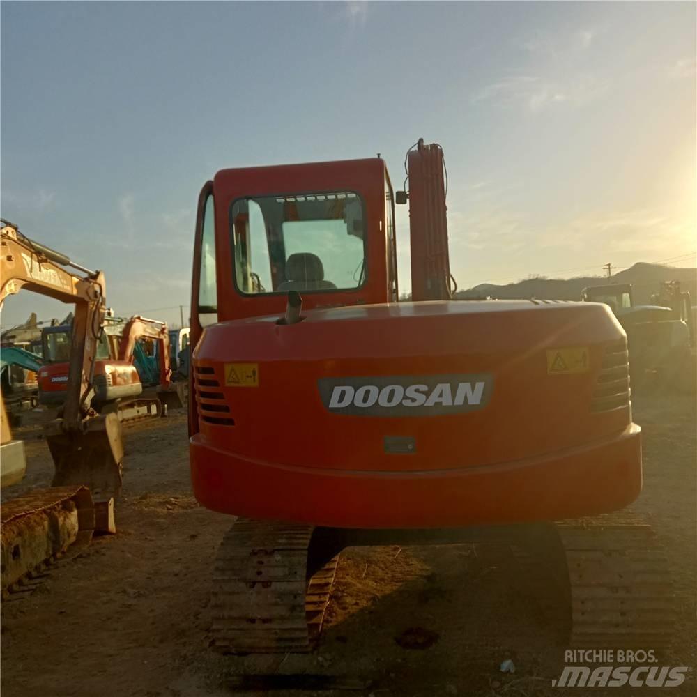 Doosan DH70 Lánctalpas kotrók
