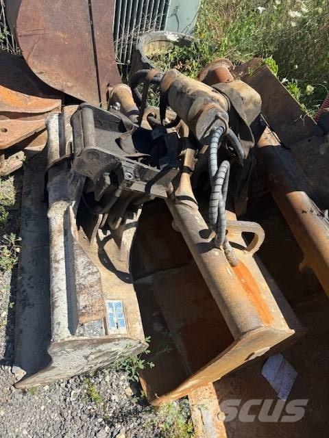 JCB 8085 Közepes (midi) kotrók 7 t - 12 t