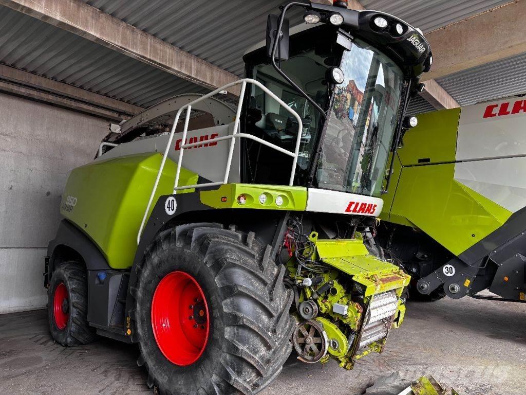 CLAAS Jaguar 850 Önjáró szecskázók
