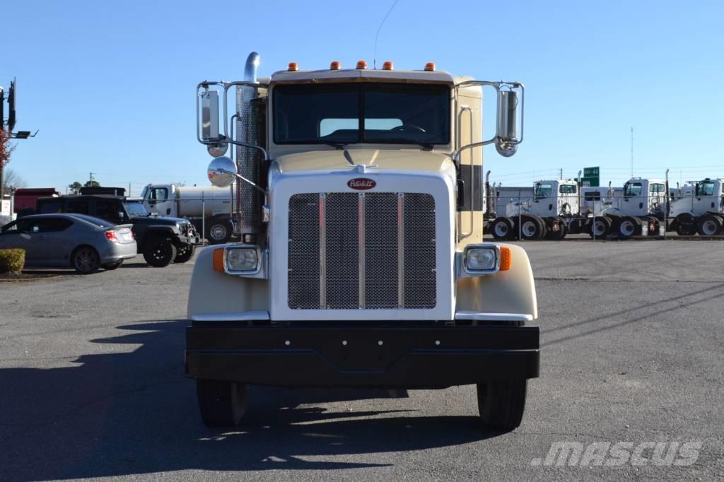 Peterbilt 367 Nyergesvontatók