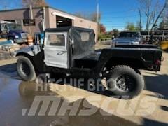  HMMWV M998 Kis teherszállító/Platós kocsi