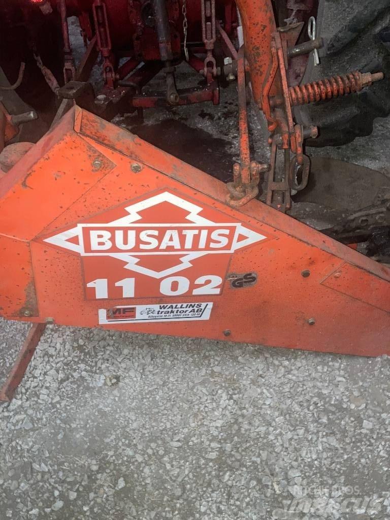 Busatis 1102 Kaszák