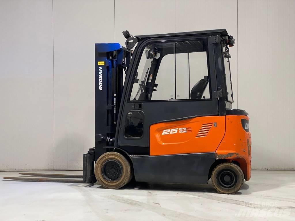 Doosan B25X-7 Elektromos targoncák
