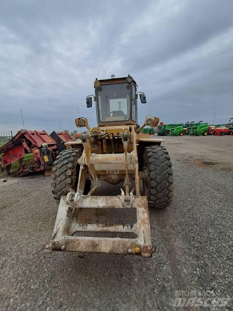 Benfra 415 Traktorok