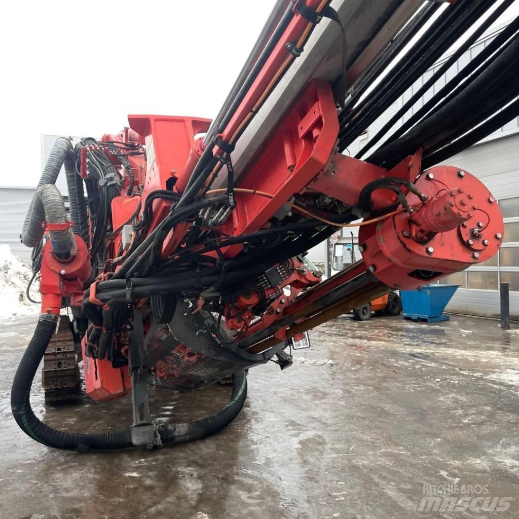 Sandvik DX800i Talaj fúró