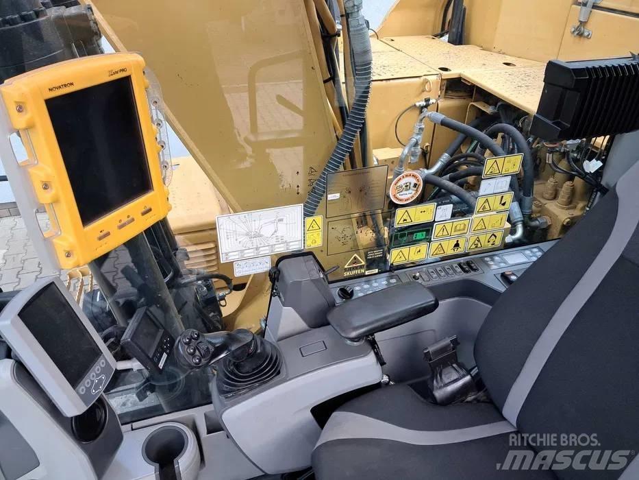CAT 313 F L Lánctalpas kotrók