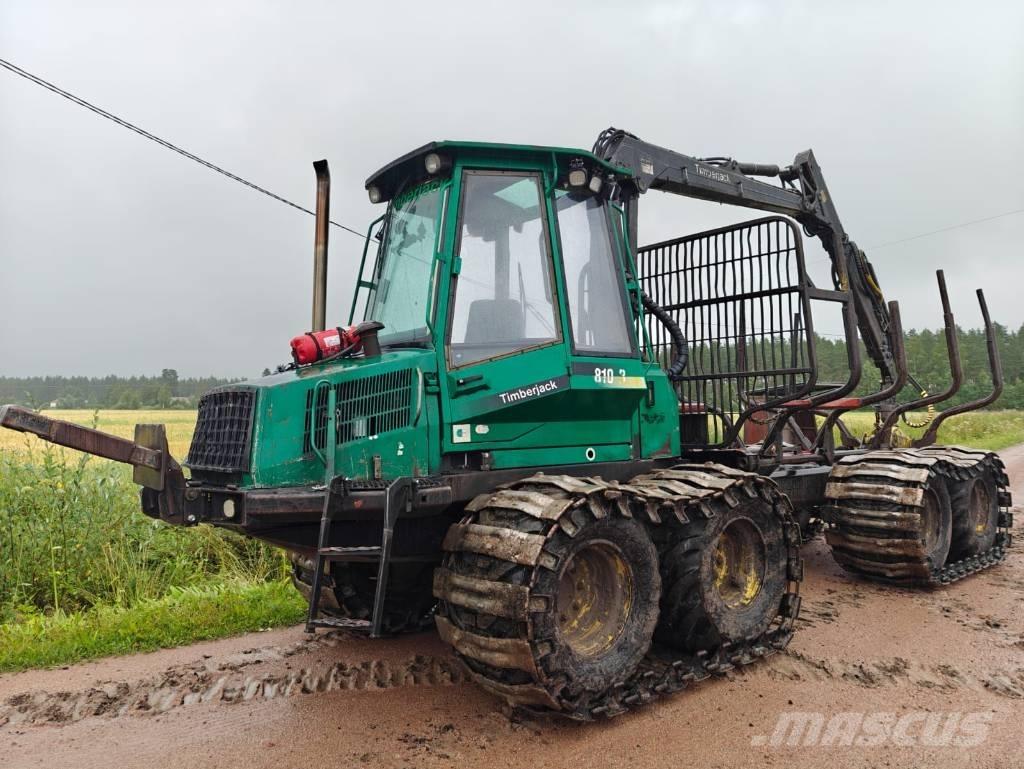 Timberjack 810 B Kihordók