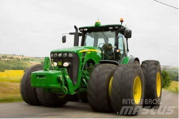 John Deere JD8270 Traktorok