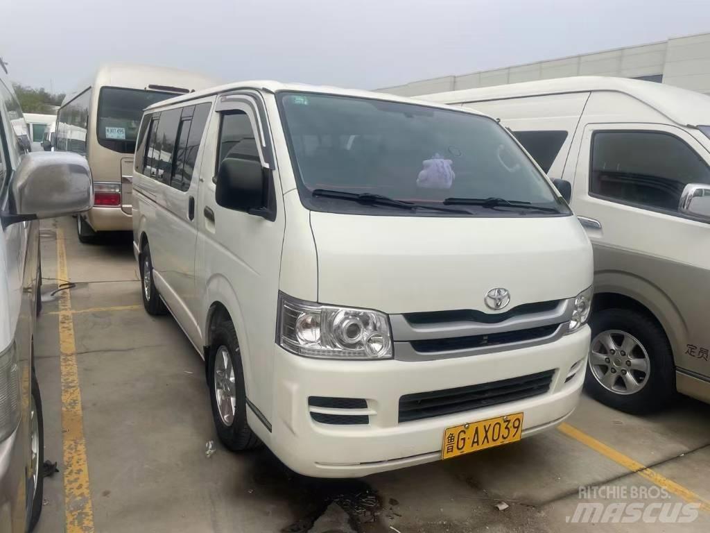 Toyota Hiace Távolsági buszok