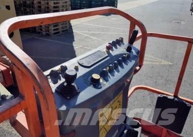 JLG E 400 AN Karos emelők