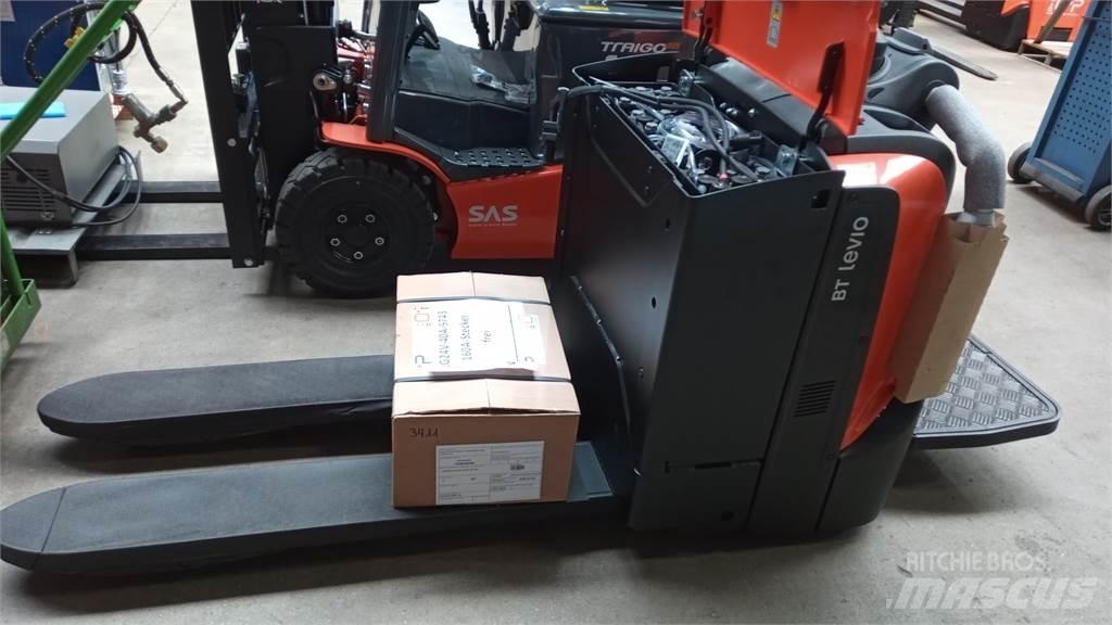 Toyota LPE200B Alacsony emelőkocsi