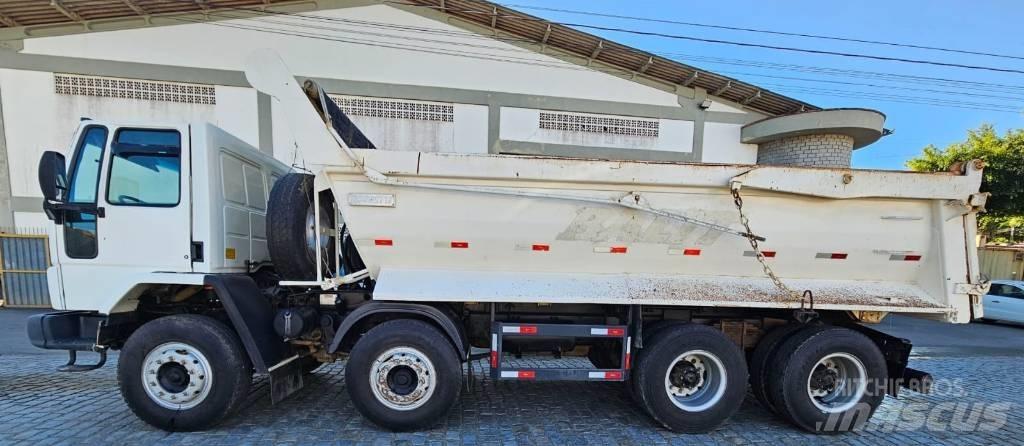 Ford 2628 Billenő teherautók