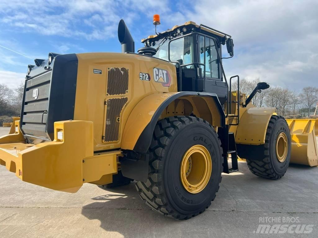 CAT 972 Gumikerekes homlokrakodók