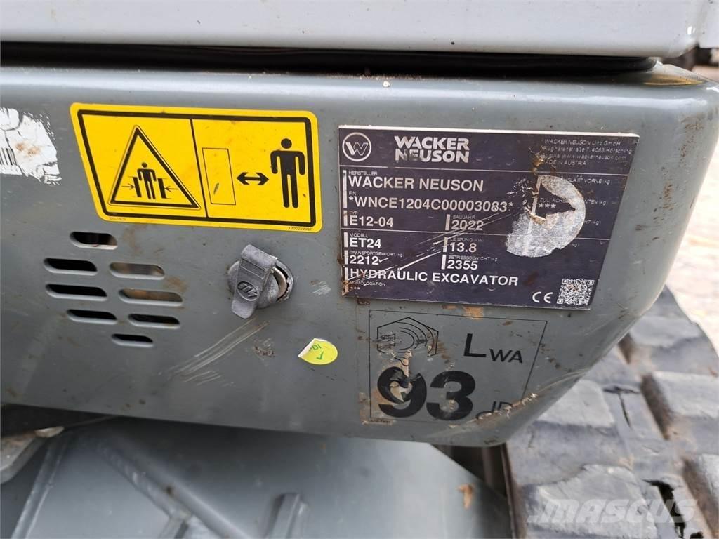 Wacker Neuson ET24 Lánctalpas kotrók