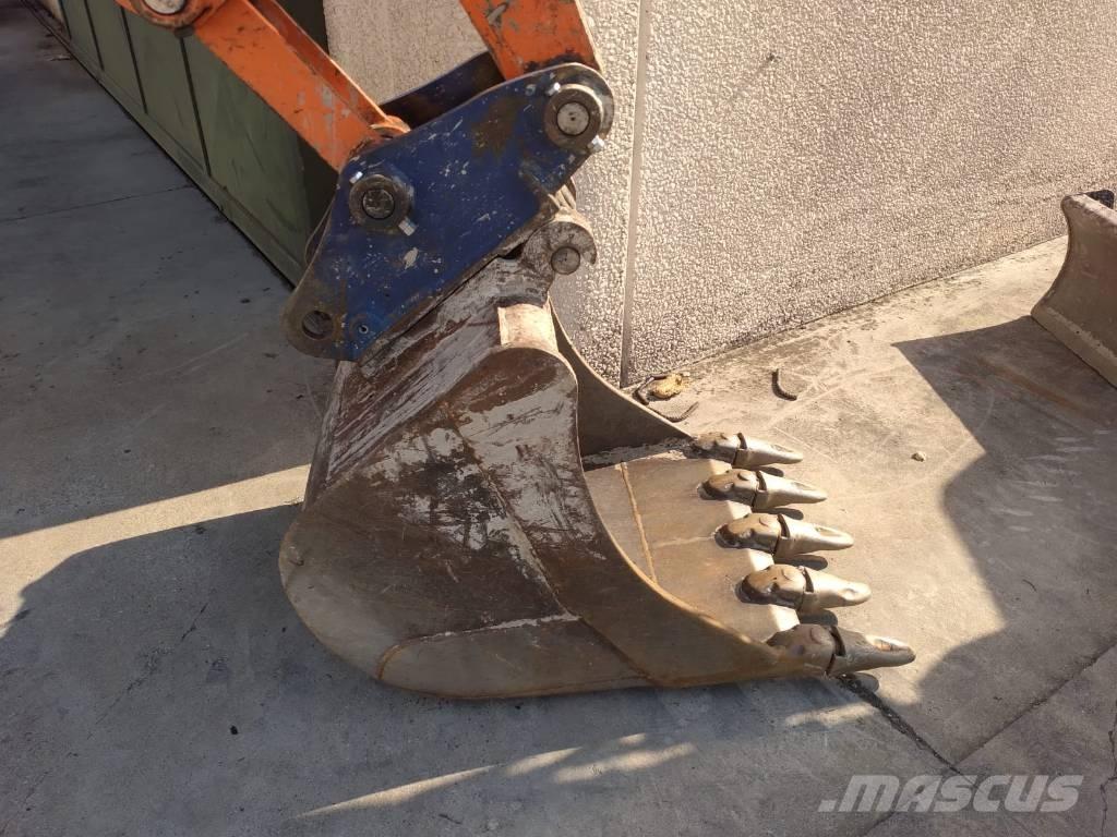 Doosan DX 85 R-3 Közepes (midi) kotrók 7 t - 12 t