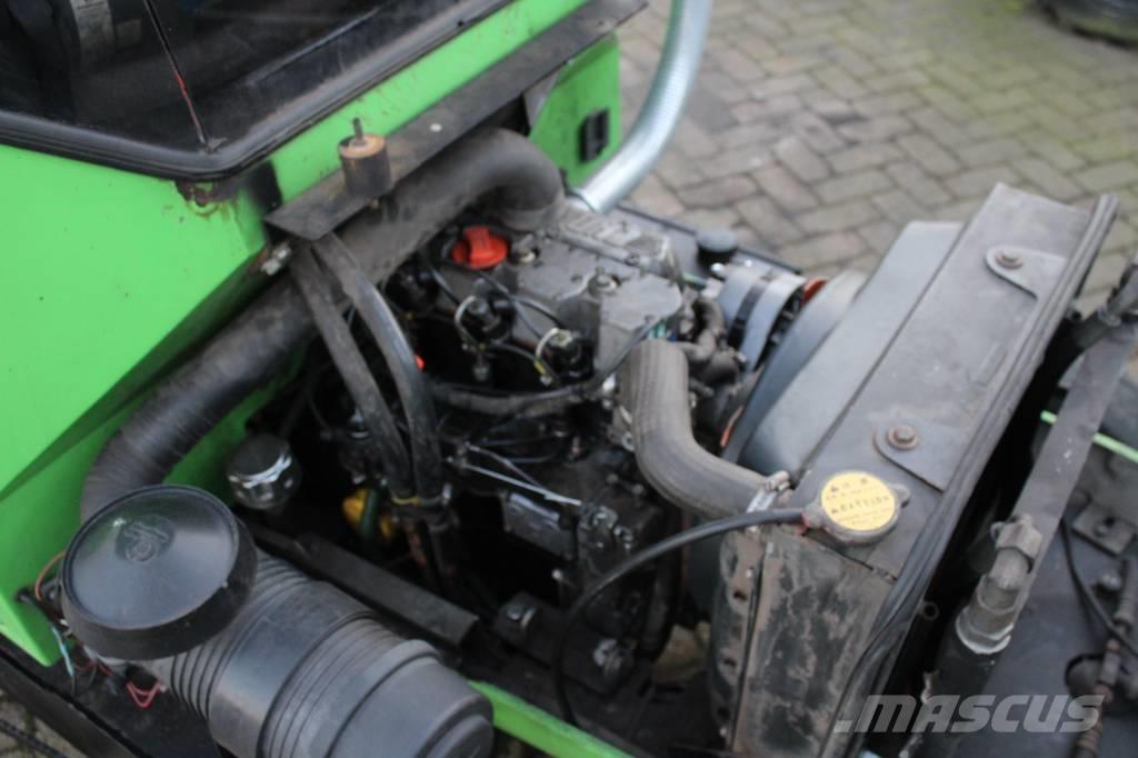 LM Trac 285 Szerszámos kocsi