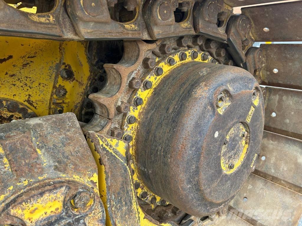 Komatsu D 65 WX-18 lánctalpas dózerek