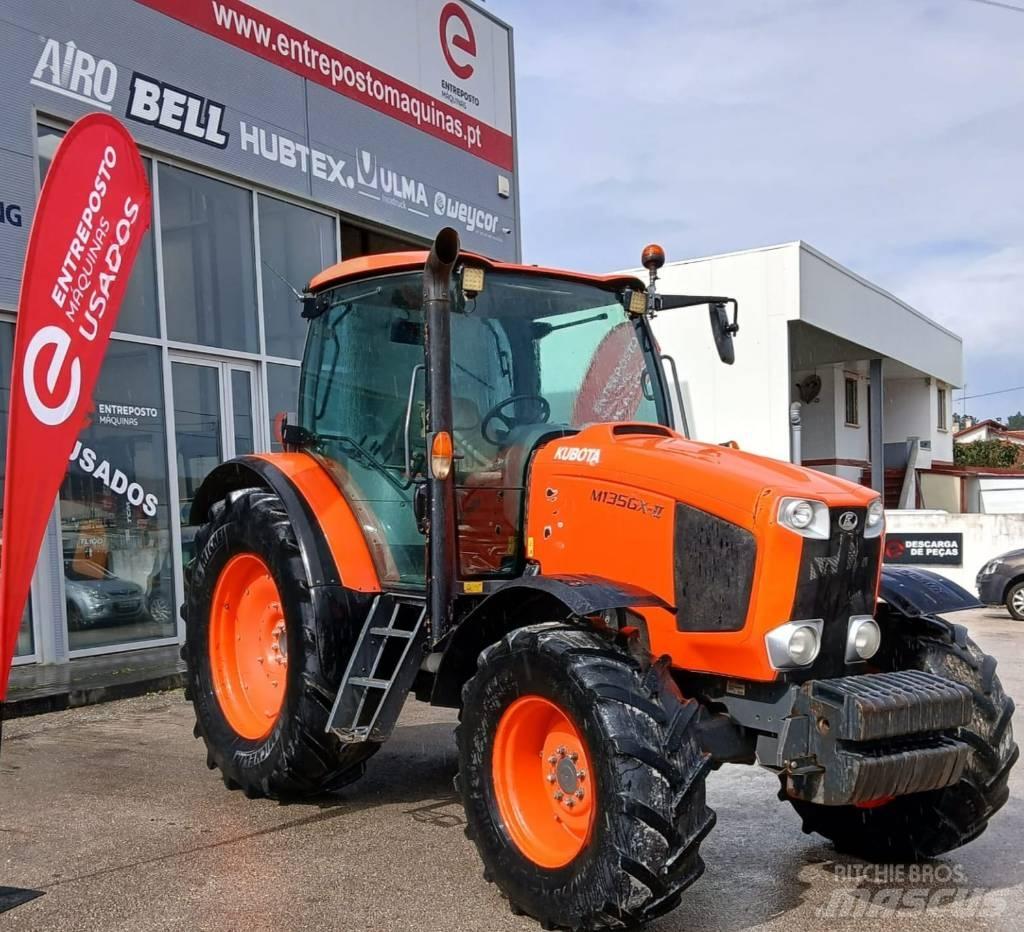 Kubota M135GX Traktorok