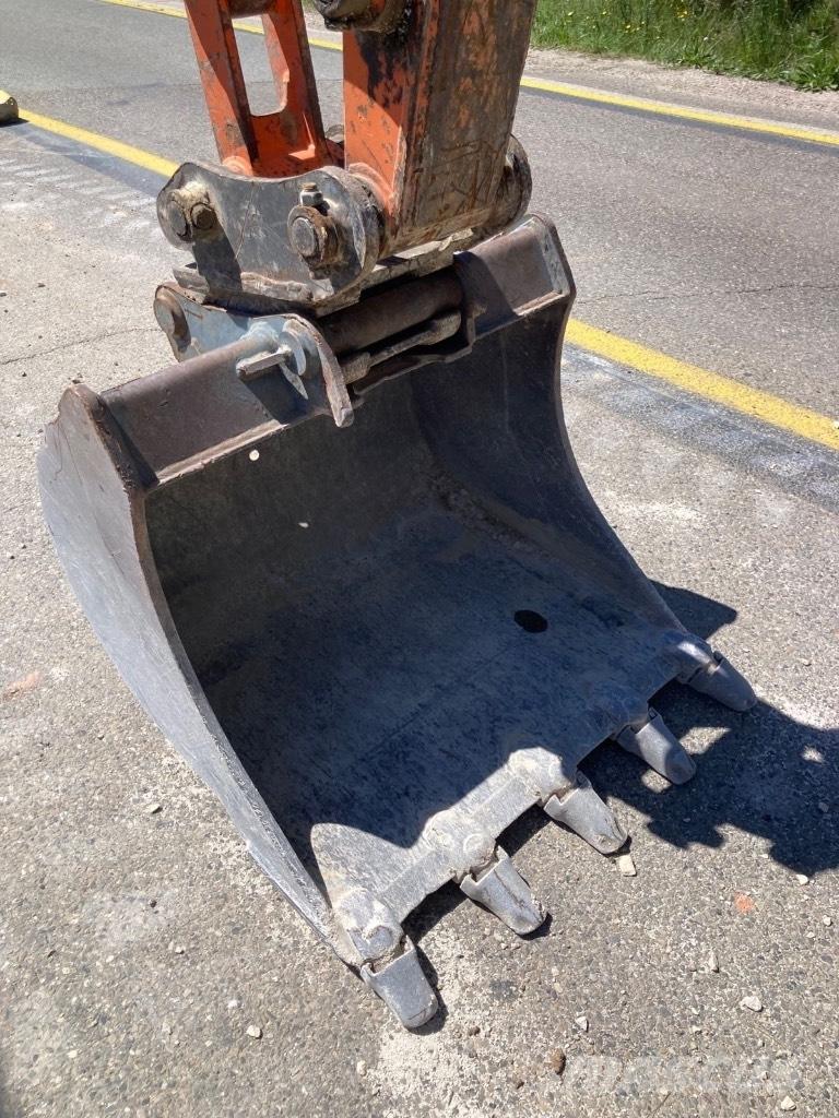 Doosan DX 85 R-3 Közepes (midi) kotrók 7 t - 12 t