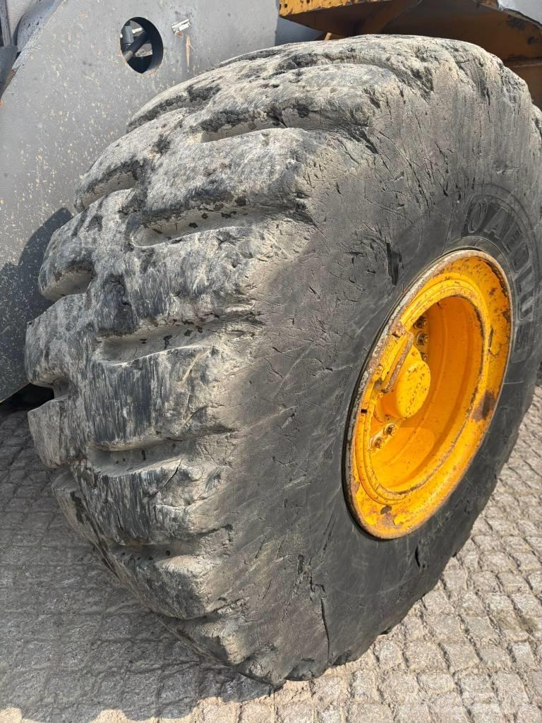 Volvo L 180 G Gumikerekes homlokrakodók