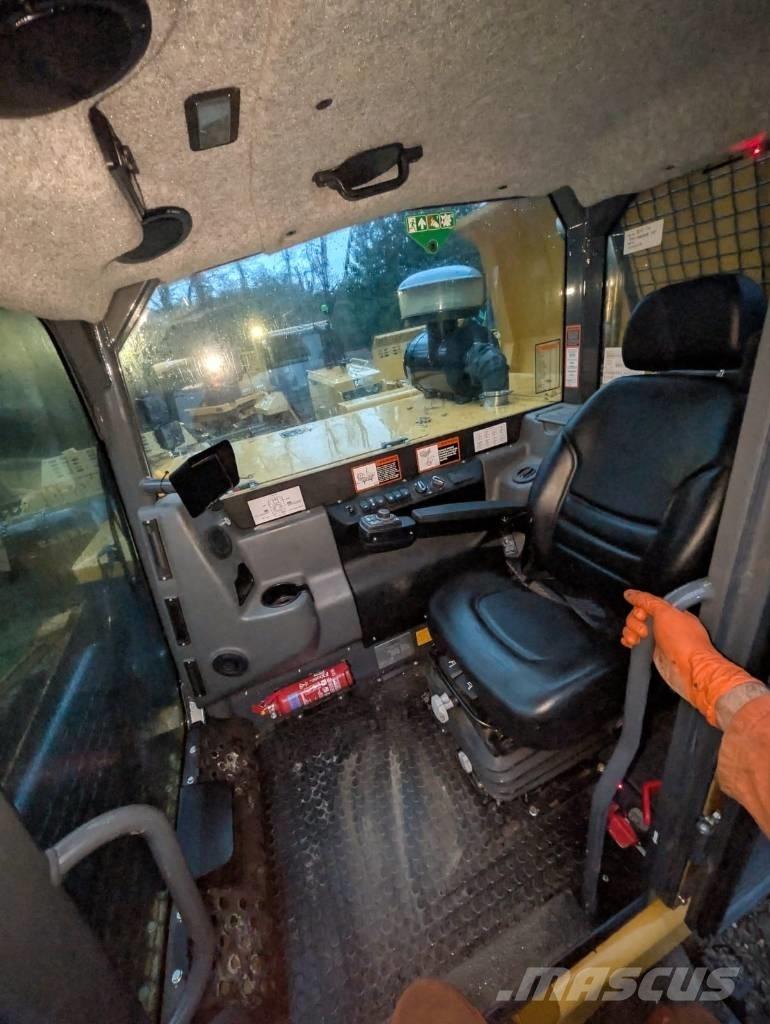 Bell TC11A Lánctalpas dömperek