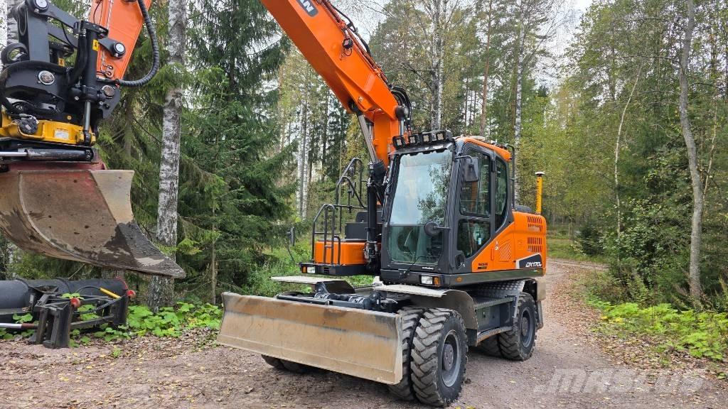 Doosan DX 170 W Gumikerekes kotrók