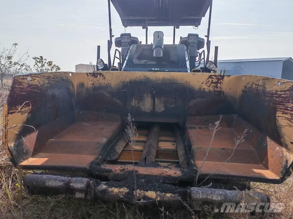 CAT AP655F Aszfalt terítõ gépek