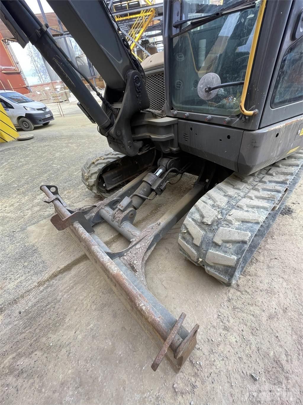 Volvo ECR 88-D Közepes (midi) kotrók 7 t - 12 t
