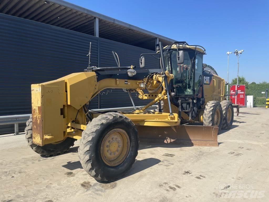 CAT 140 M2 Válogató berendezések