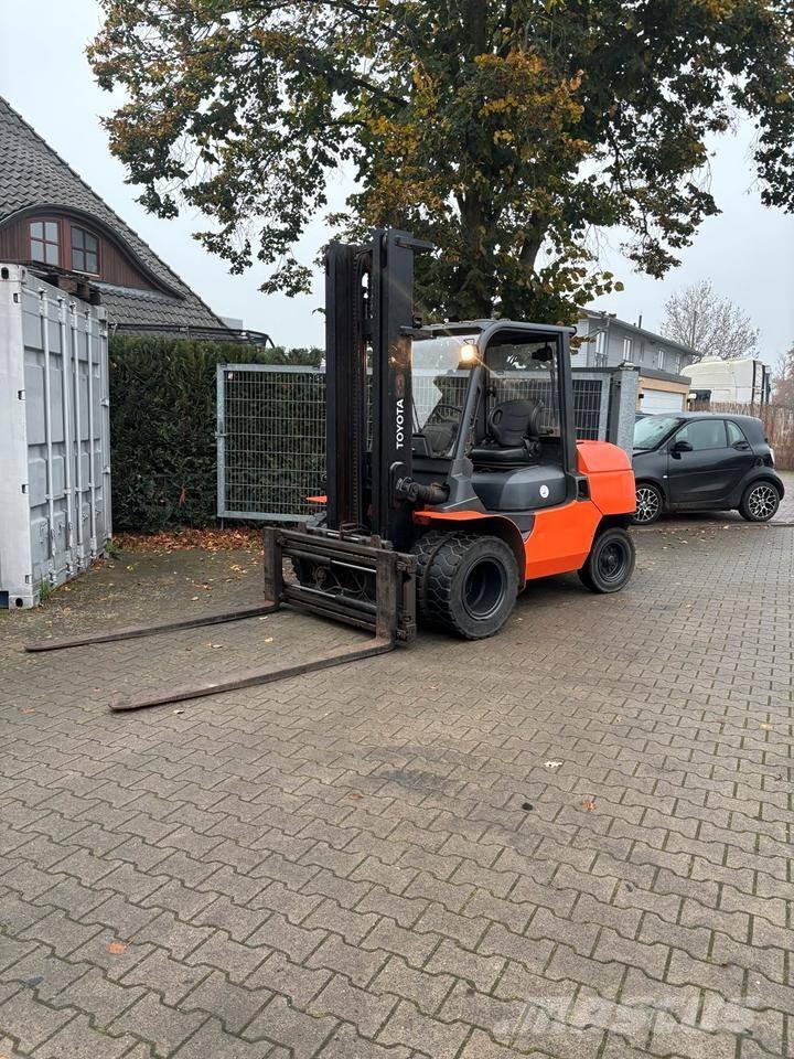 Toyota 7 FD 45 Dízel targoncák