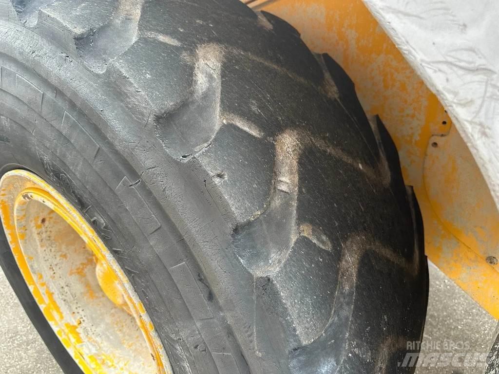 Volvo L60E Gumikerekes homlokrakodók