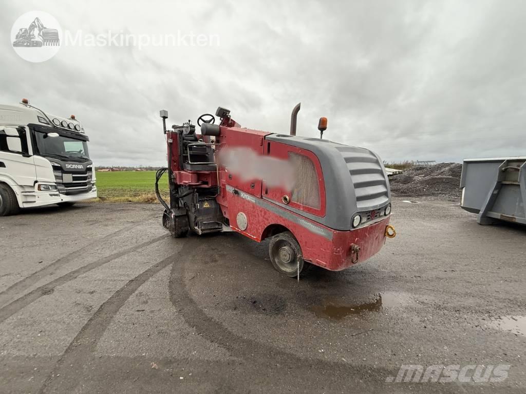 Wirtgen W 100 Aszfalt marók