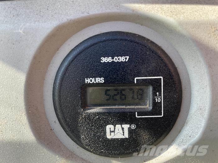 CAT 320FL Lánctalpas kotrók