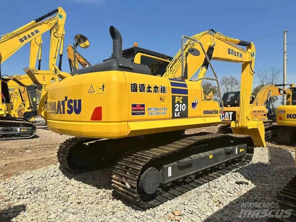 Komatsu PC 210-8 Lánctalpas kotrók
