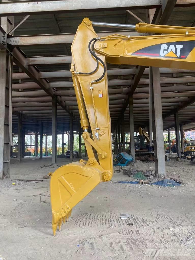 CAT 320 C Lánctalpas kotrók