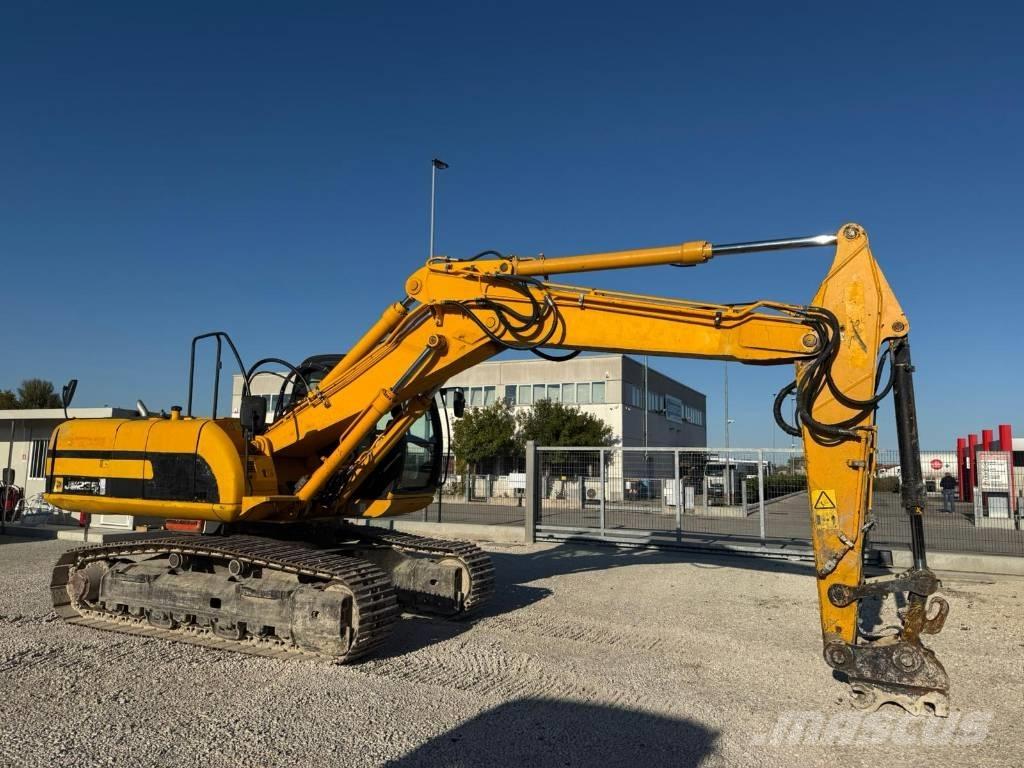 JCB JS 235 Lánctalpas kotrók