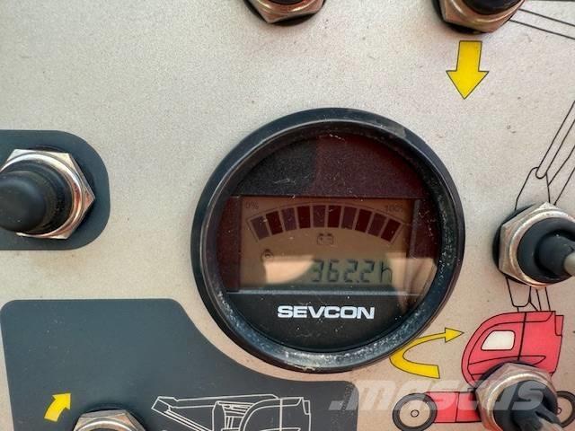 Manitou 170 AETJL Karos emelők