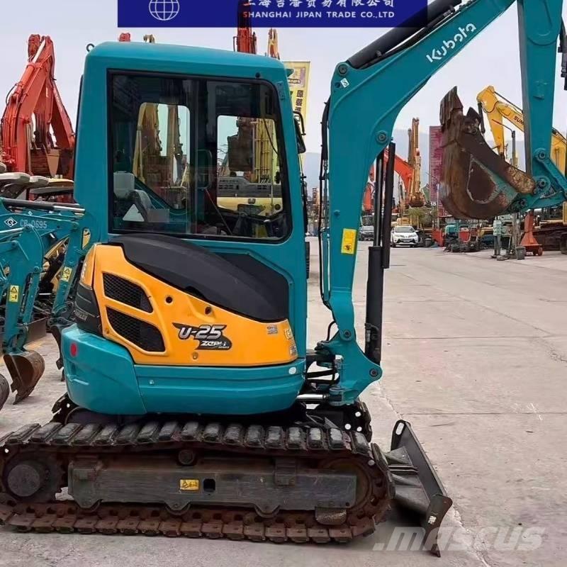 Kubota U 25 Mini kotrók < 7t