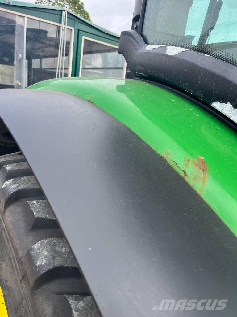 John Deere 6105 R Traktorok