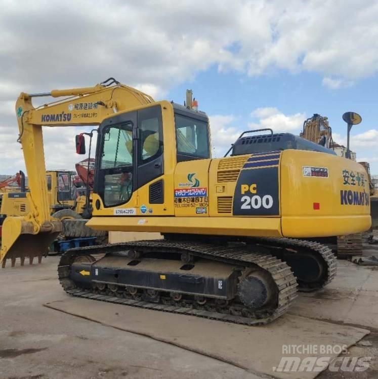 Komatsu pc220-8 Lánctalpas kotrók