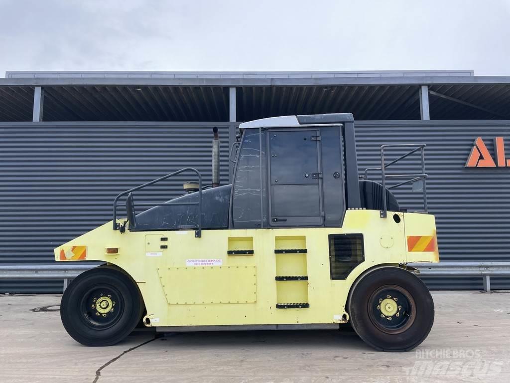 Ammann AP 240 Pneumatikus kerekes hengerek