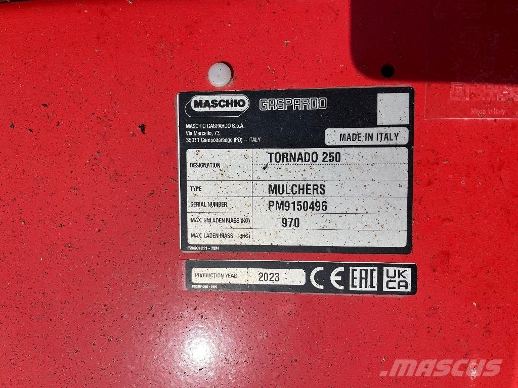 Maschio Tornado 280 Szárzúzók és fűkaszák